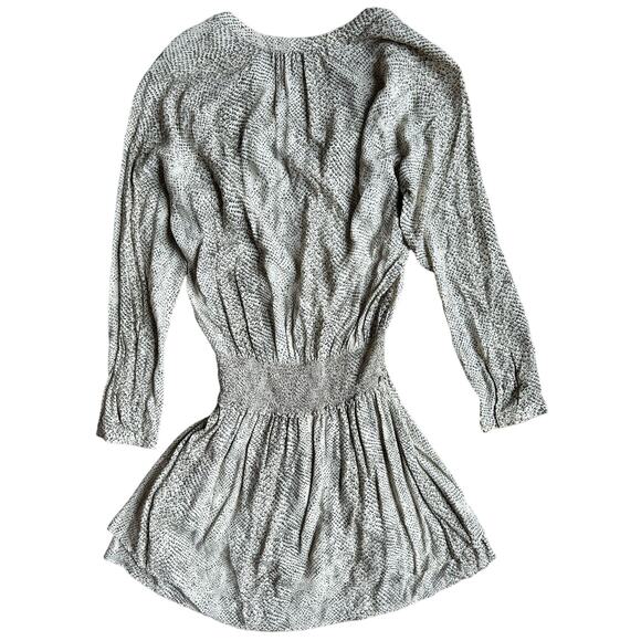 Rails Jasmine Cream Snakeskin Smocked Waist V-neck Mini Dress Size Small - Picture 3 of 8